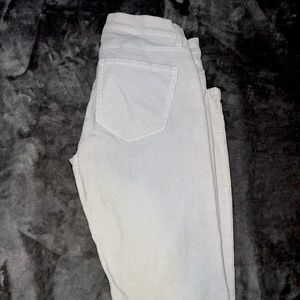 Low rise cream corduroyed jeans<3